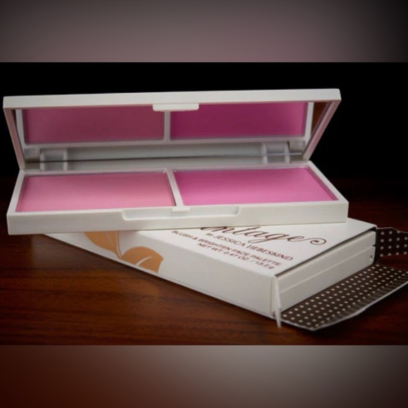 Vintage by Jessica Liebeskind Blossom/Poppy BLUSH & BRIGHTEN FACE PALETTE 13.2g - Picture 2 of 5